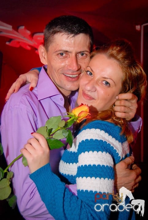 Friday Night @ Atti's, 