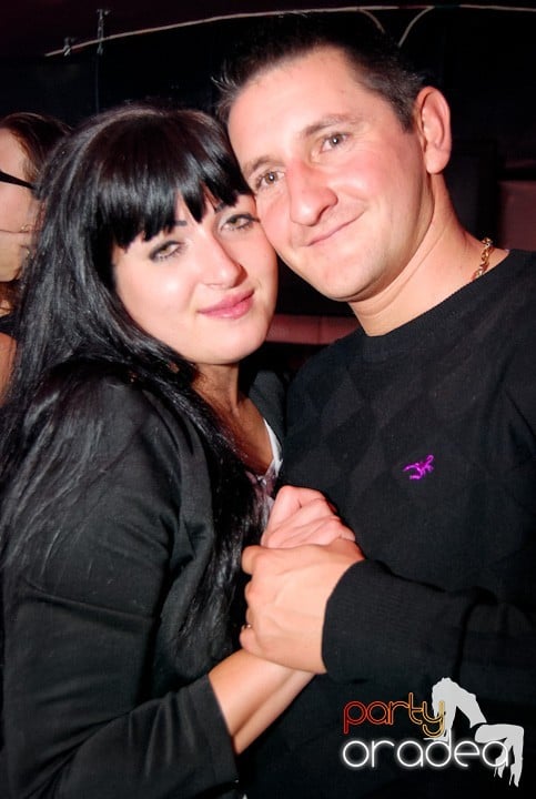 Friday Night @ Atti's, 