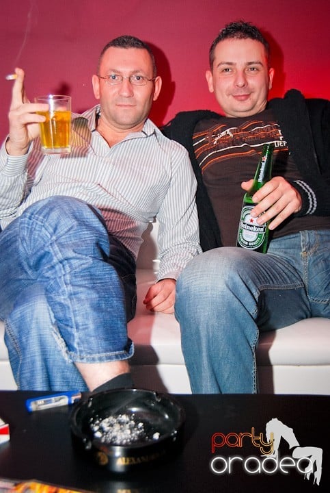 Friday Night @ Atti's, 