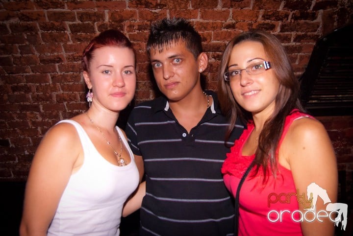 Friday Night @ Club Escape, 