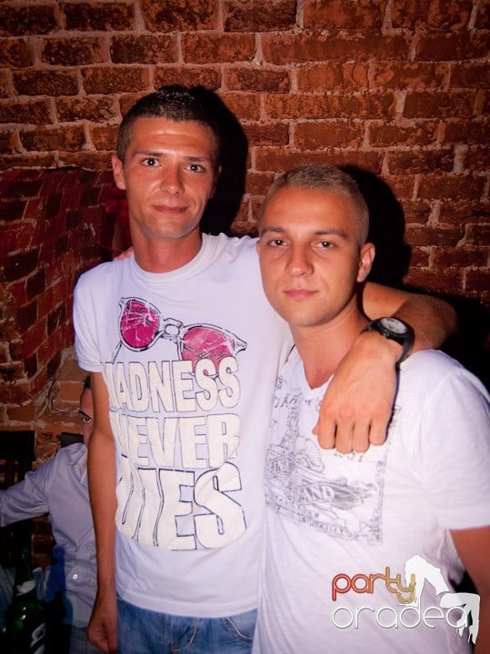 Friday Night @ Club Escape, 