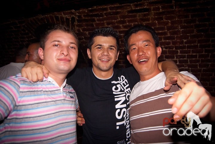 Friday Night @ Club Escape, 