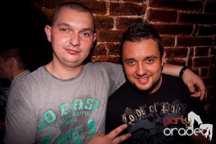 Friday Night @ Club Escape, 