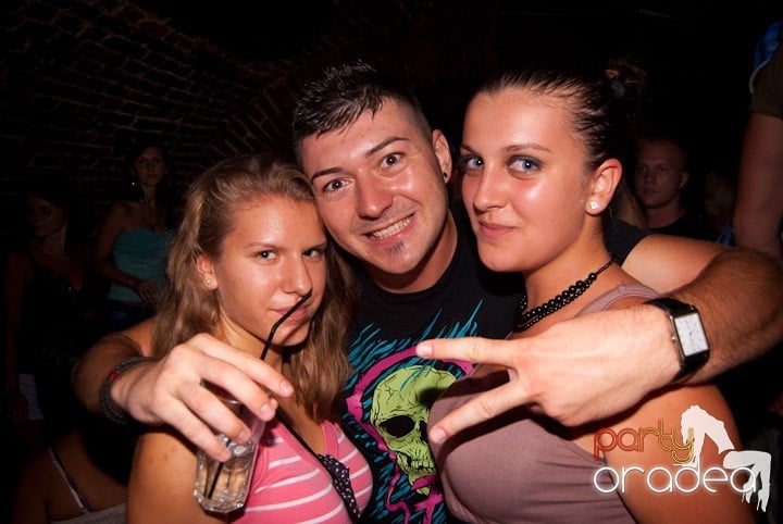 Friday Night @ Club Escape, 