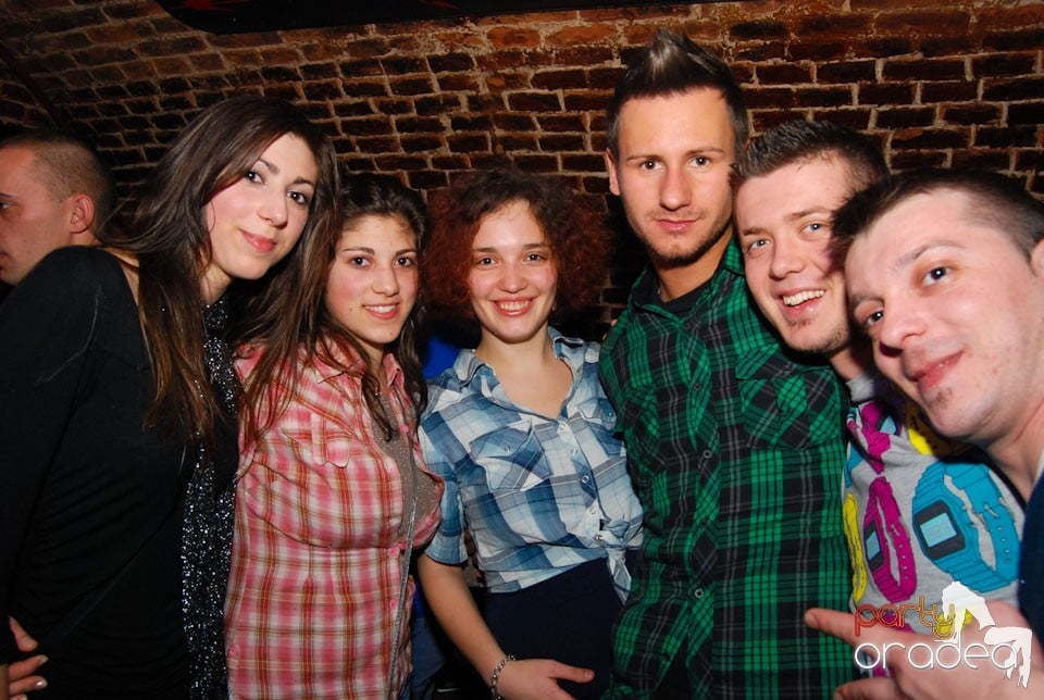 Friday Night Clubbing,