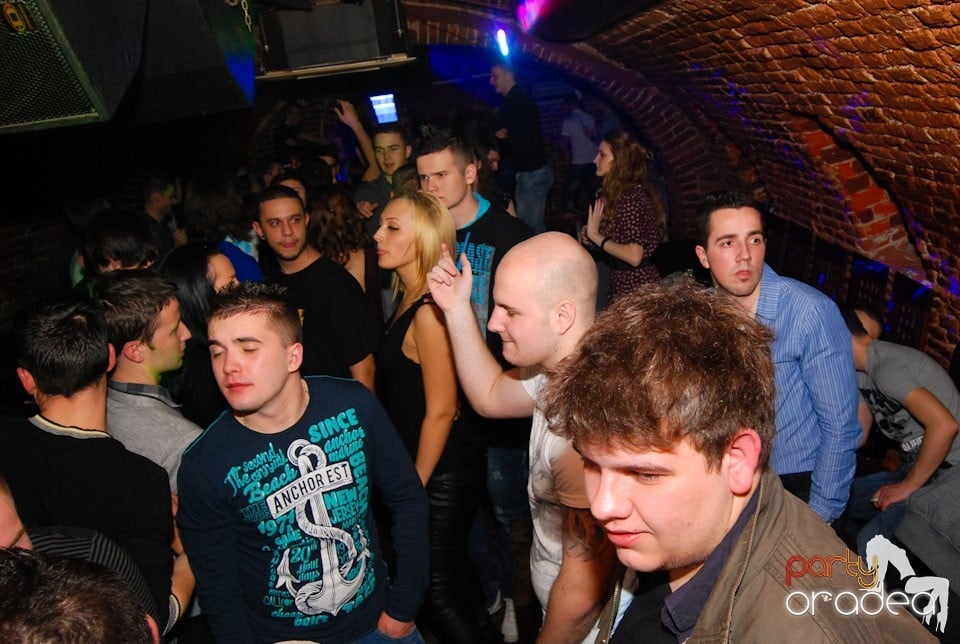 Friday Night Clubbing,