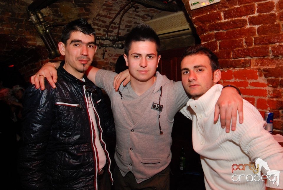 Friday Night Clubbing,