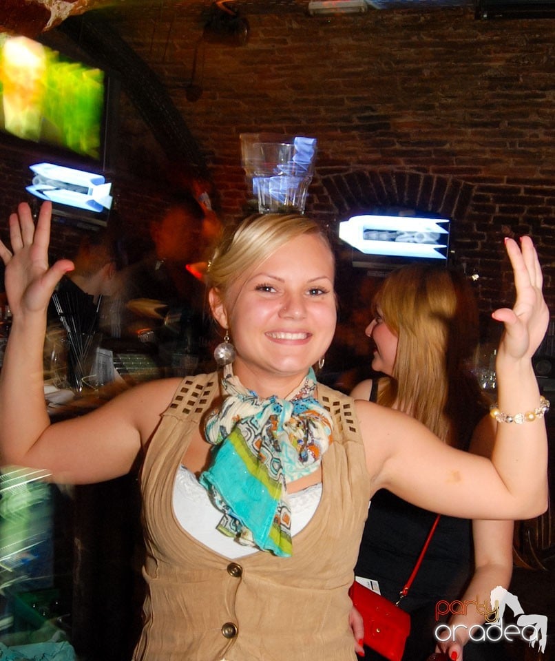 Friday Night Clubbing,