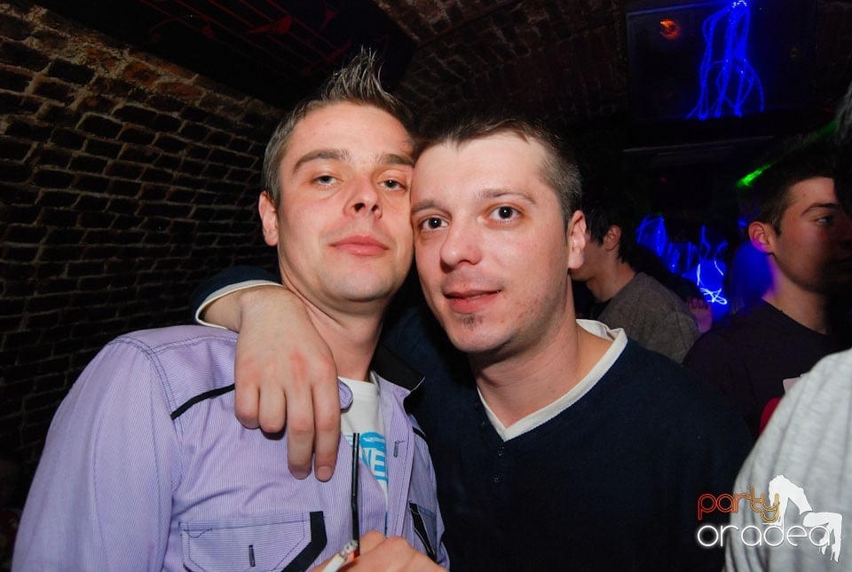 Friday Night Clubbing,