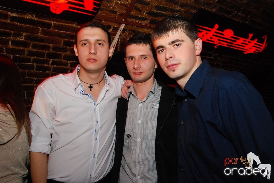 Friday Night Clubbing,