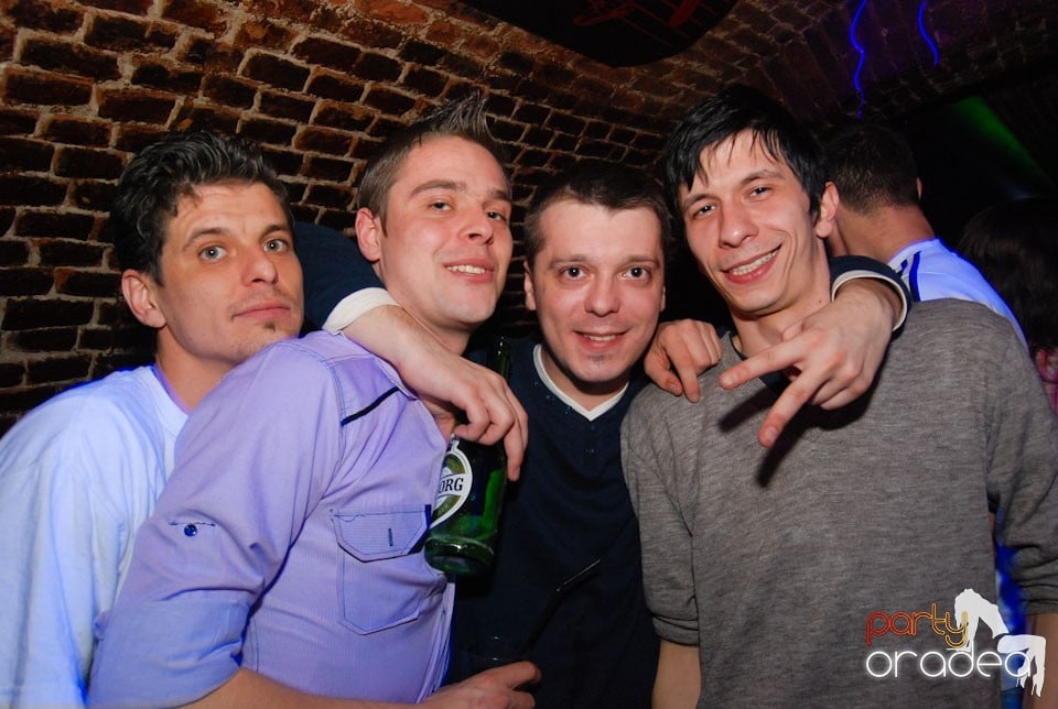 Friday Night Clubbing,