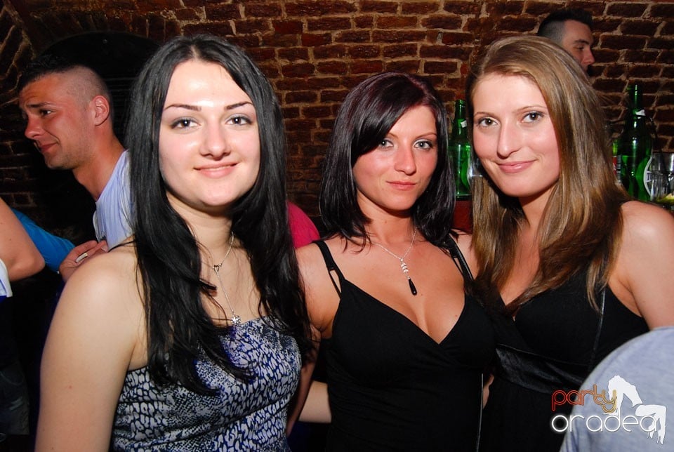 Friday Night Clubbing,