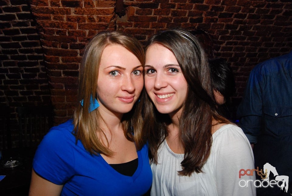 Friday Night Clubbing,