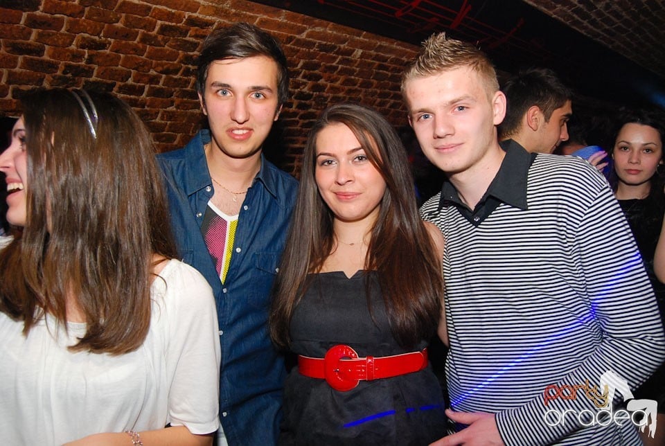 Friday Night Clubbing,