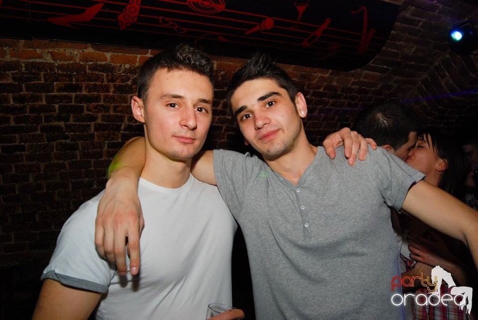 Friday Night Clubbing,