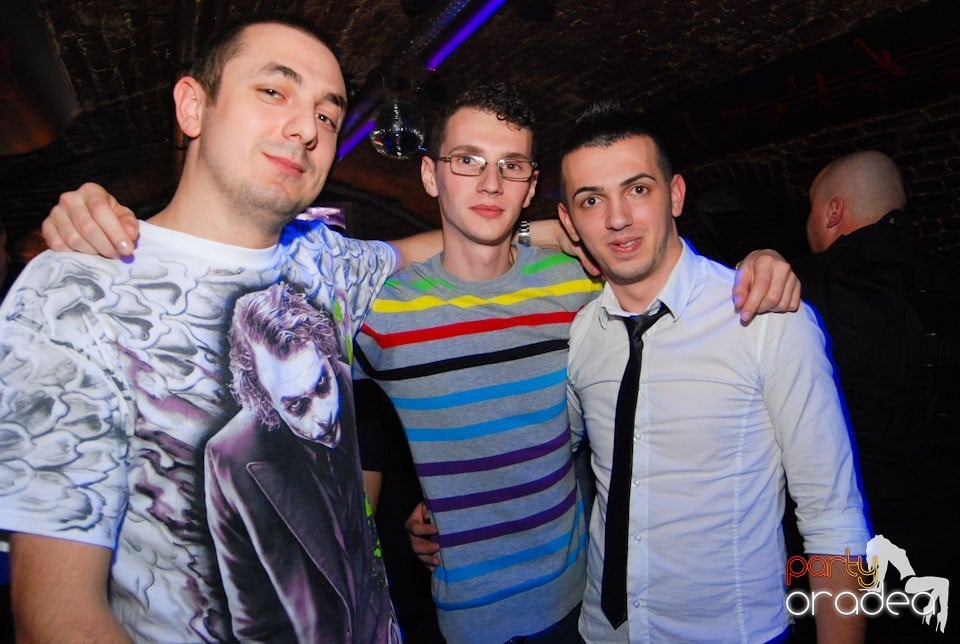 Friday Night Clubbing,