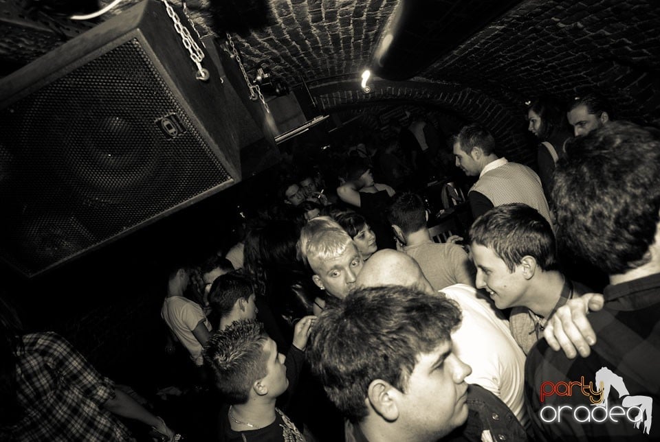 Friday Night Clubbing,