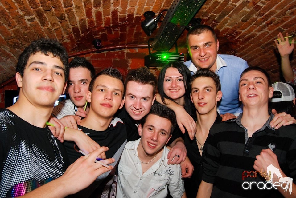 Friday Night Clubbing,