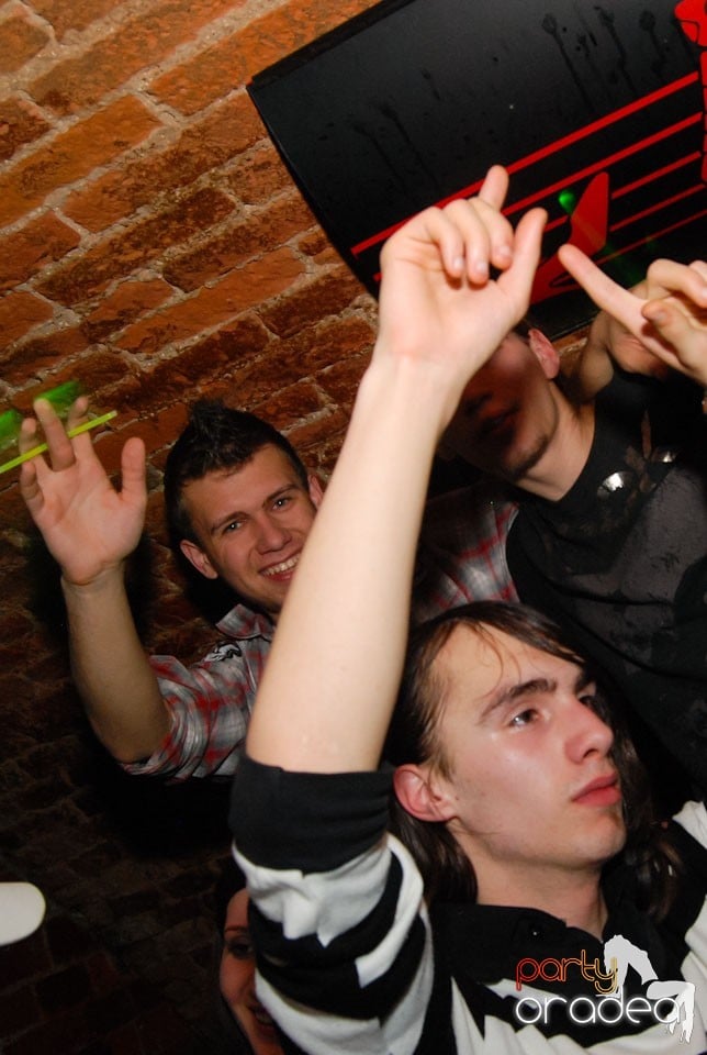 Friday Night Clubbing,
