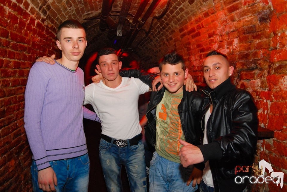 Friday Night Clubbing,