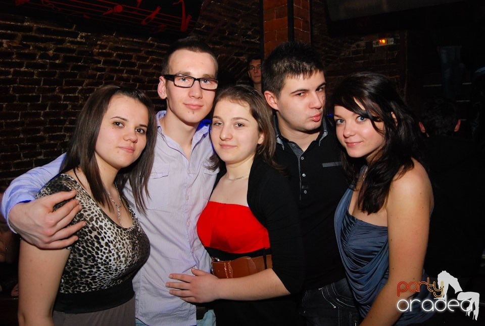 Friday Night Clubbing,