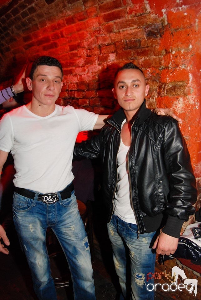 Friday Night Clubbing,