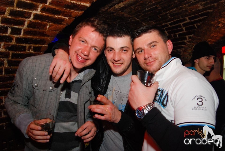 Friday Night Clubbing,
