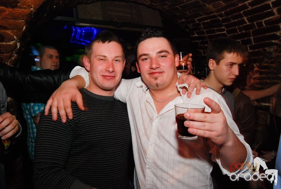 Friday Night Clubbing,