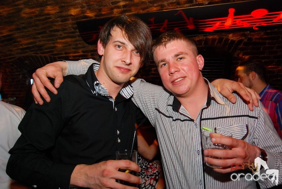 Friday Night Clubbing,