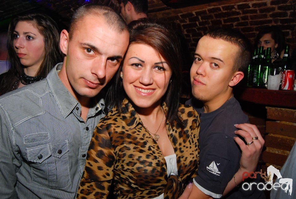 Friday Night Clubbing,
