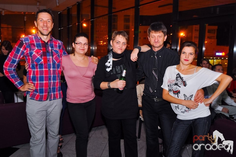 Friday Night Dance Party în Blondy's, 