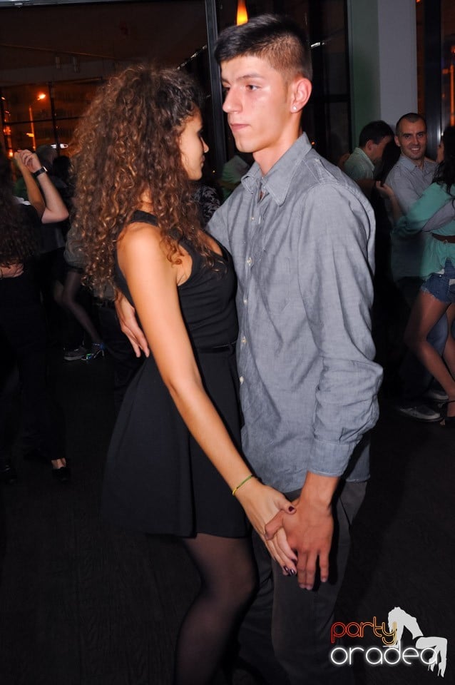 Friday Night Dance Party în Blondy's, 