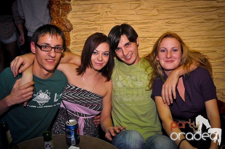 Friday Night @ Downtown, 