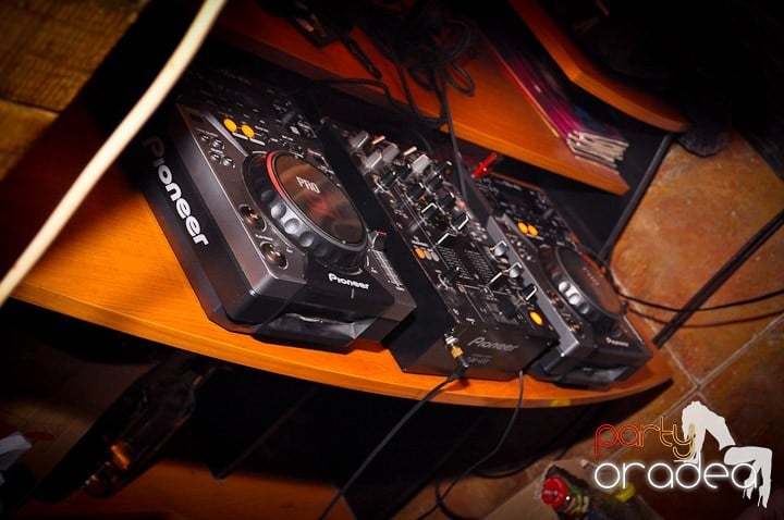 Friday Night @ Downtown, 