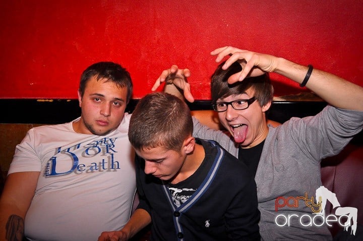 Friday Night @ Downtown, 