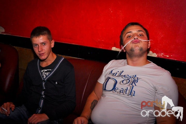 Friday Night @ Downtown, 