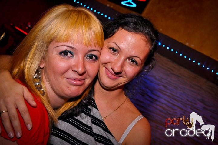 Friday Night @ Downtown, 