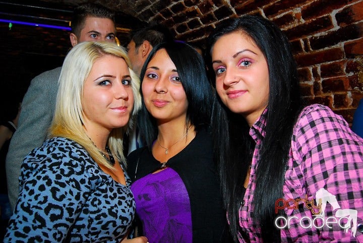 Friday Night @ Escape, 