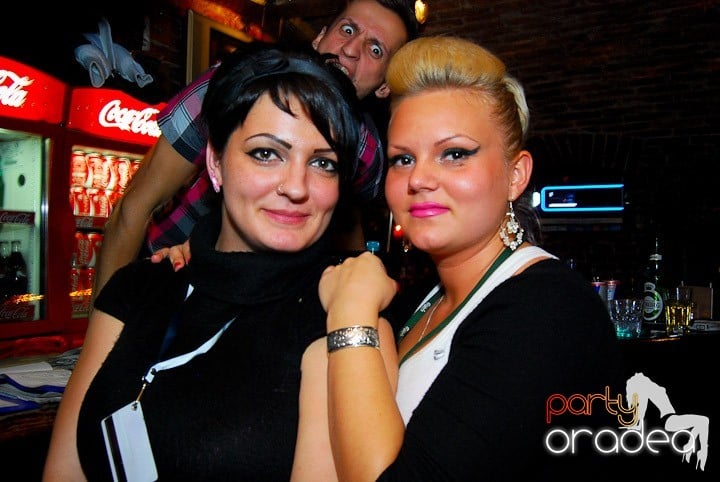 Friday Night @ Escape, 