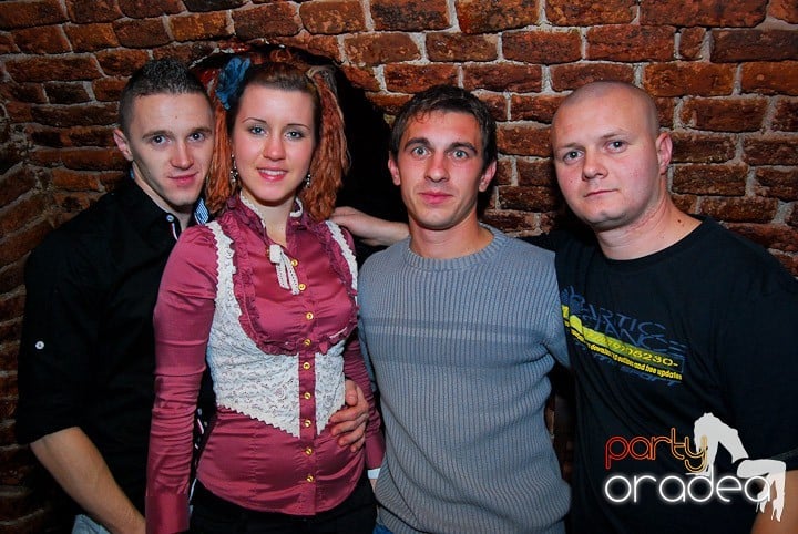 Friday Night @ Escape, 