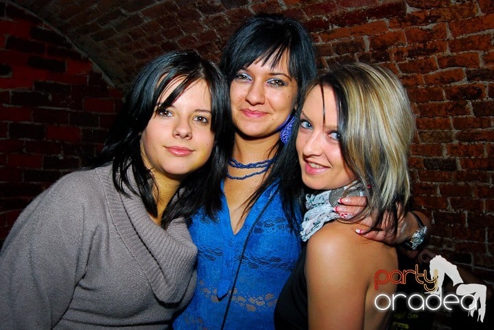 Friday Night @ Escape, 