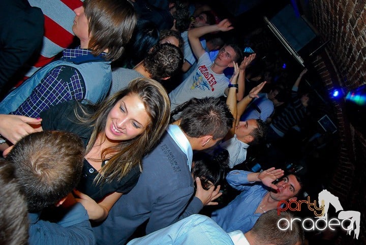 Friday Night @ Escape, 