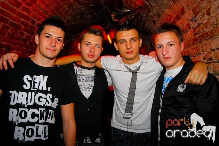 Friday Night @ Escape, 