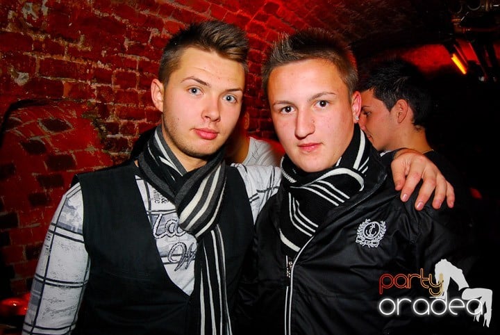 Friday Night @ Escape, 