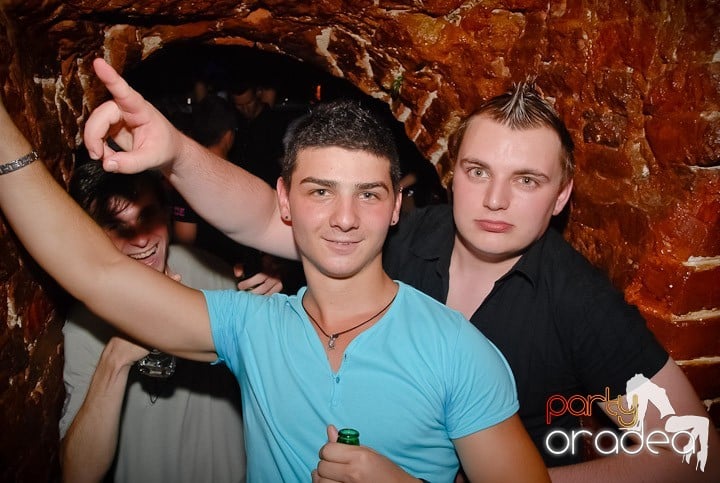 Friday Night Fever @ Club Escape, 