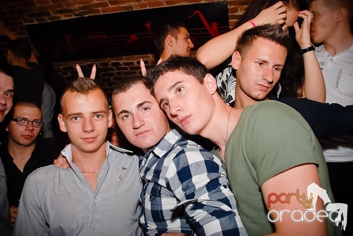 Friday Night Fever @ Club Escape, 