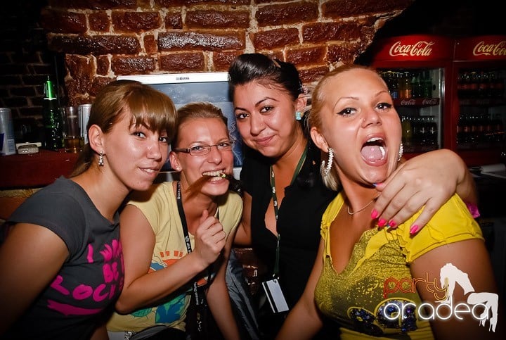 Friday Night Fever @ Club Escape, 