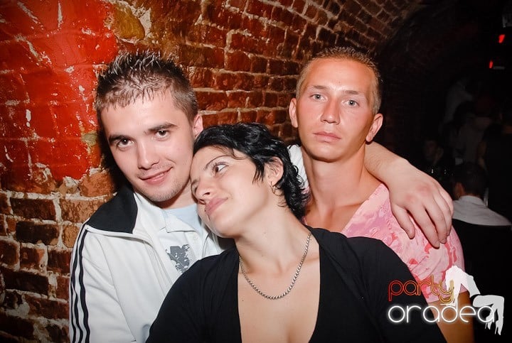 Friday Night Fever @ Club Escape, 