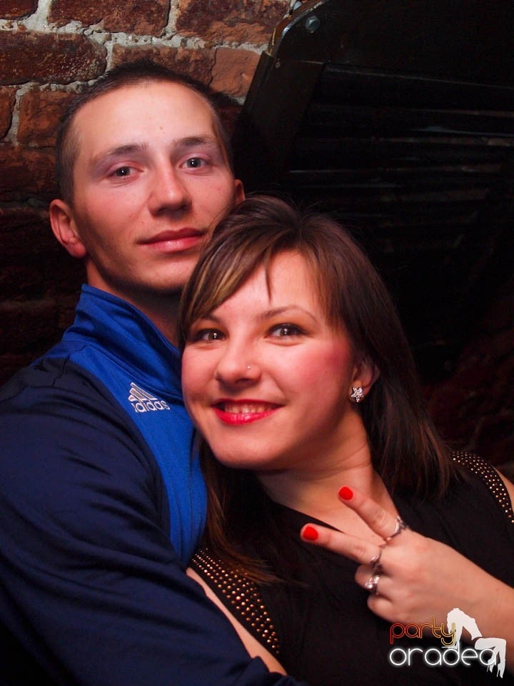 Friday Night Fever în Club Escape, 