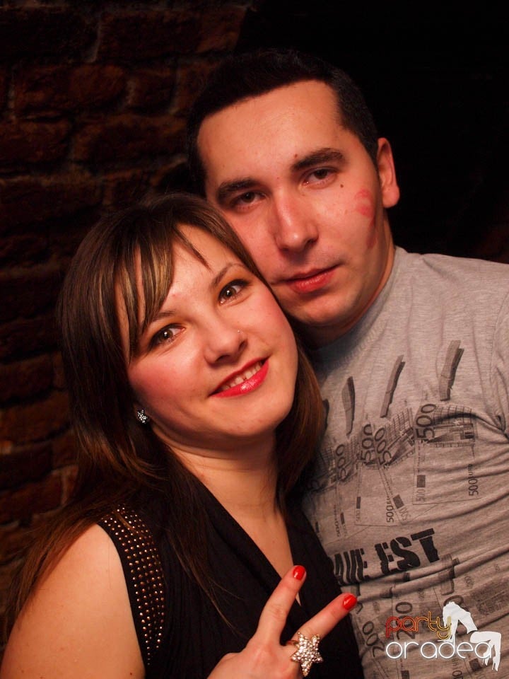 Friday Night Fever în Club Escape, 